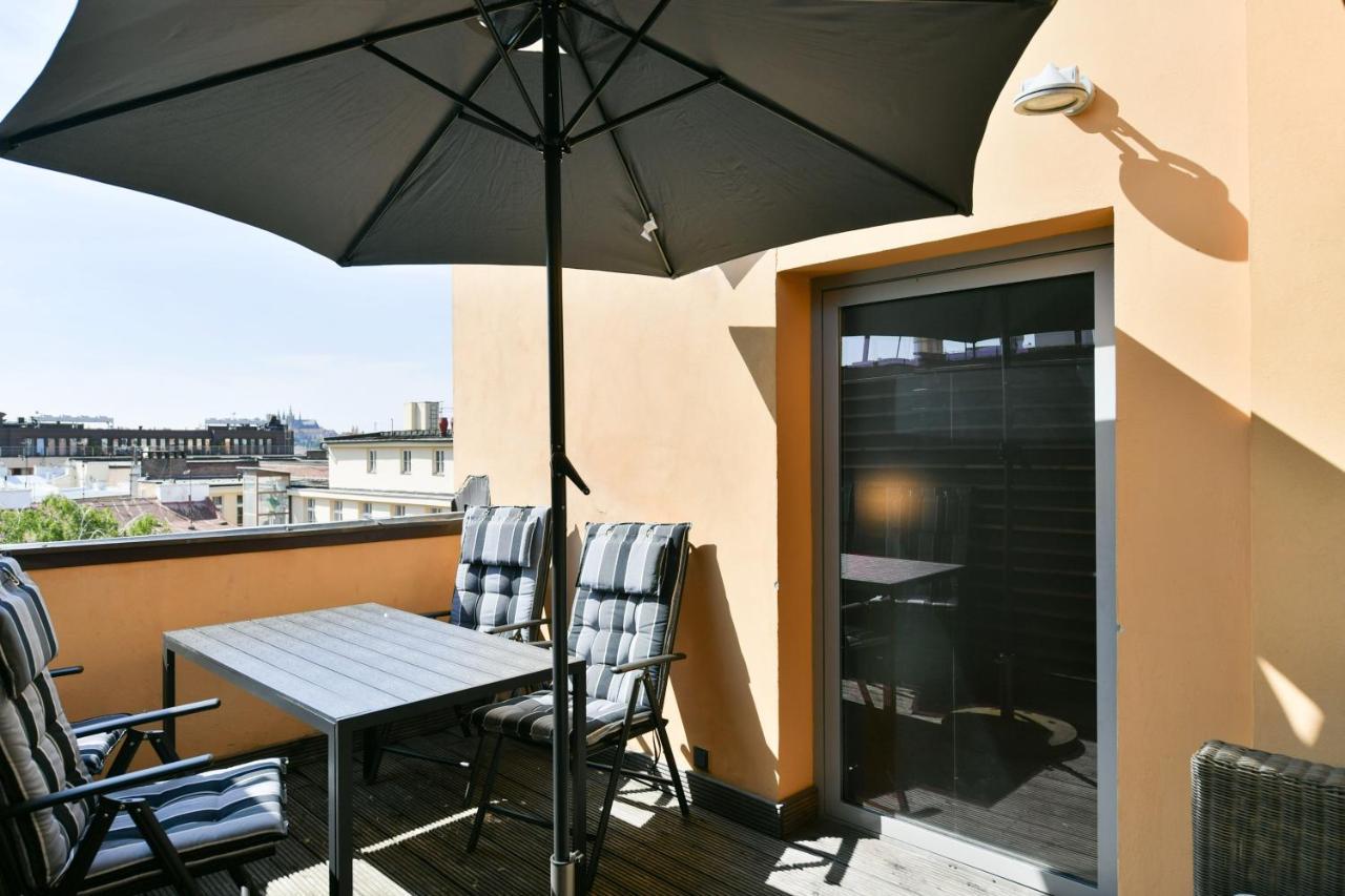Luxury Penthouse With Sauna, Terrace, 250m2, 5bdrm, 3bthrm Lejlighed